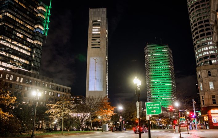 Photo Credit: Aram Boghosian
Instagram: @aramphoto